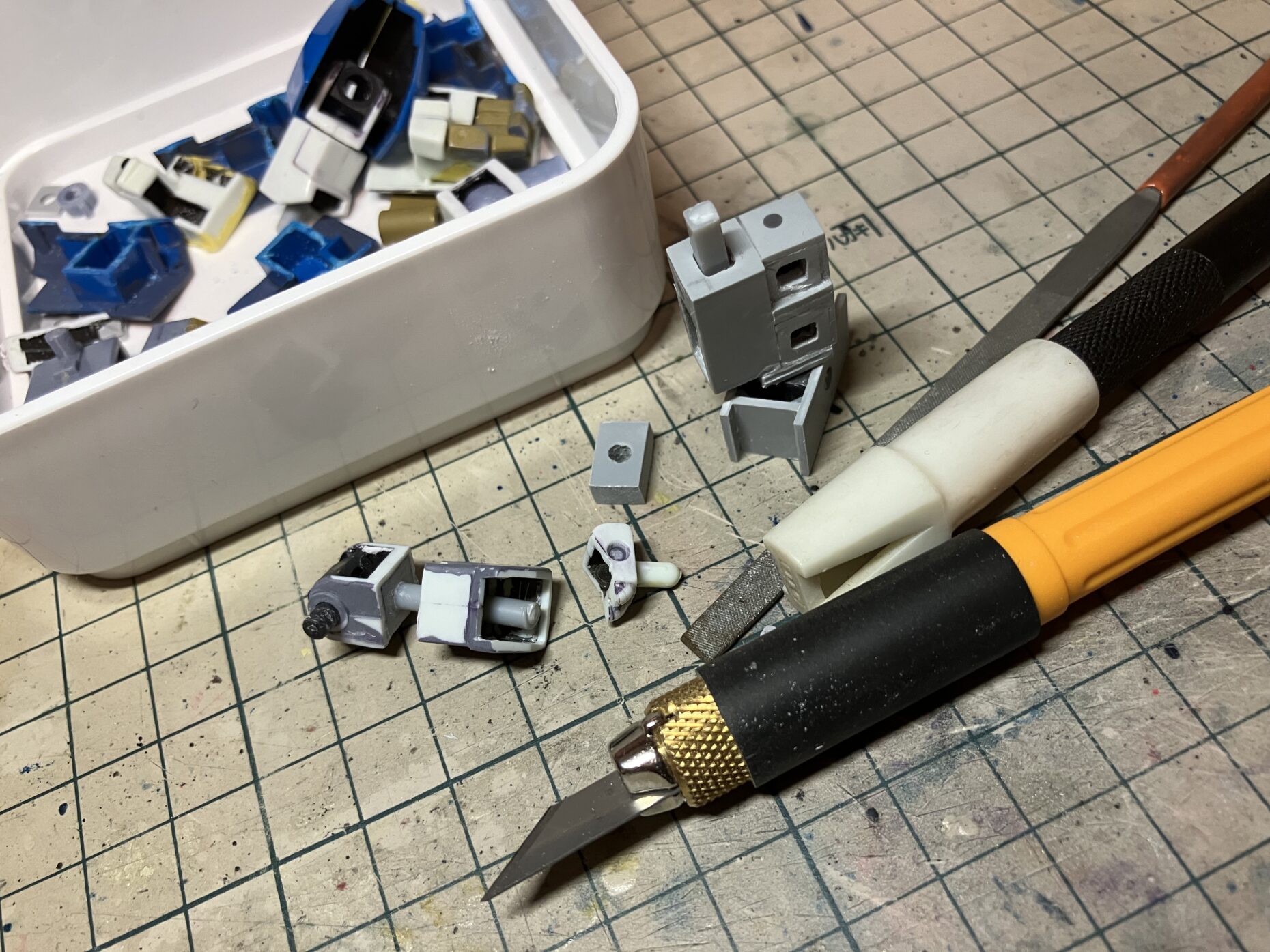 プラ板加工の難しさ